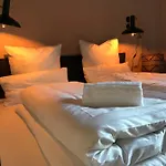 Fabelhaus Apartman *