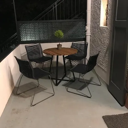 Fabelhaus Apartment *